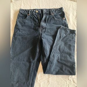 Zara Black High Waisted Mom Jeans